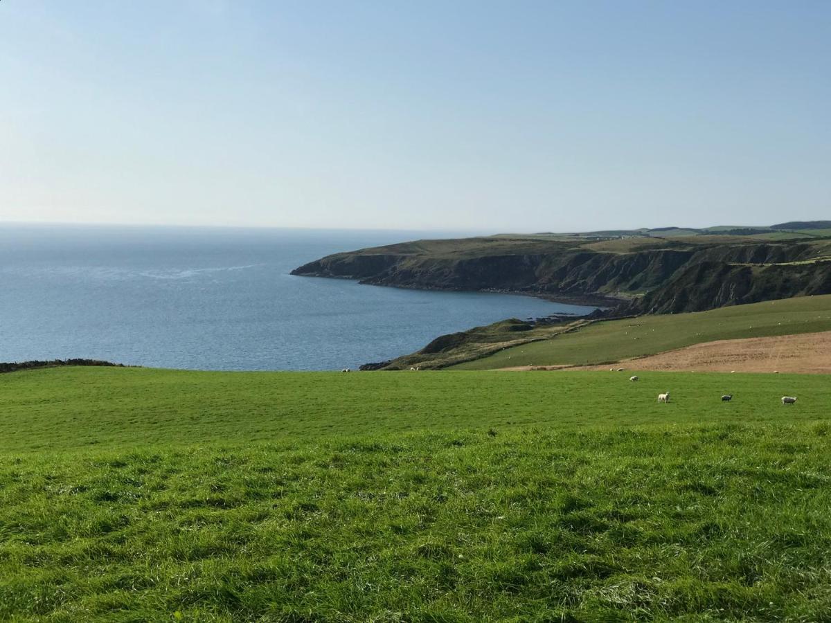 Bunnahabhain 5 - Farm Stay - Stunning Sea And Rural Views Странрар Екстер'єр фото